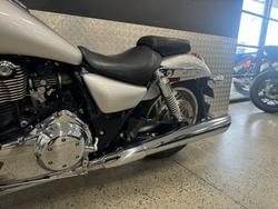 2010 Triumph THUNDERBIRD BLACK