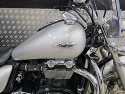 2010 Triumph THUNDERBIRD BLACK