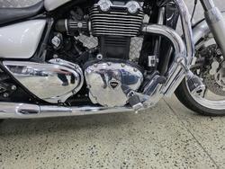 2010 Triumph THUNDERBIRD BLACK