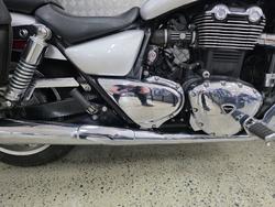 2010 Triumph THUNDERBIRD BLACK