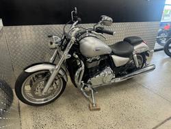 2010 Triumph THUNDERBIRD BLACK