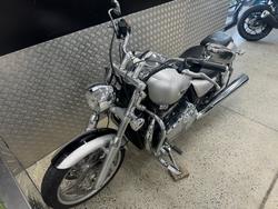 2010 Triumph THUNDERBIRD BLACK