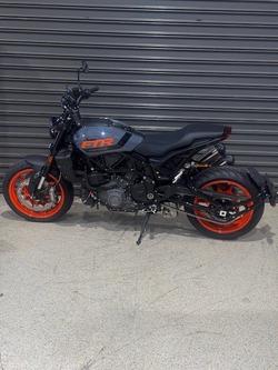 2023 INDIAN FTR STEALTH GREY