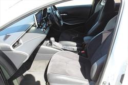 2019 Toyota
Corolla ZR Hybrid