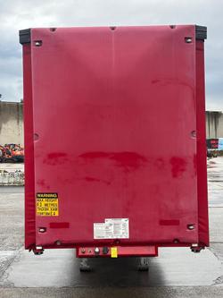 2015 Krueger 24P Straight Curtain Sider Red