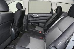 2020 Nissan Pathfinder ST