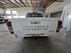 2013 Isuzu D-MAX LS-M