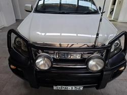 2013 Isuzu D-MAX LS-M