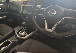 2025 NISSAN D23 ST-X NAVARA 4X4 2.3 DSL AUTO DC ST-X LS WHITE PEARL