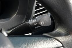 2018 Toyota Hilux Workmate TGN121R 4x2 Glacier White