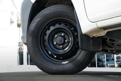 2018 Toyota Hilux Workmate TGN121R 4x2 Glacier White