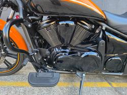 2021 Kawasaki VULCAN 900 (VN900) CUSTOM ORANGE