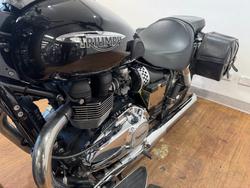 2016 Triumph AMERICA Black