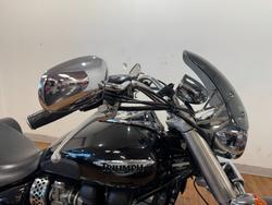 2016 Triumph AMERICA Black