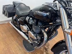 2016 Triumph AMERICA Black