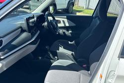 2024 Suzuki Swift Hybrid Plus