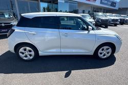 2024 Suzuki Swift Hybrid Plus