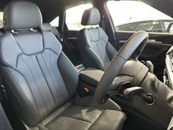 2024 Audi Q5 40 TDI S line