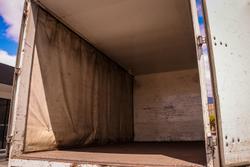 2000 Isuzu Npr 300 Medium