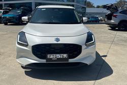 2024 Suzuki
Swift Hybrid Plus