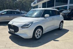 2024 Suzuki
Swift Hybrid Plus