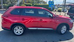 2020 Mitsubishi Outlander ES