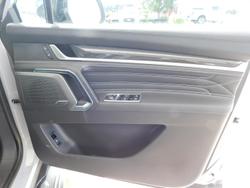 2025 LDV D90 Executive