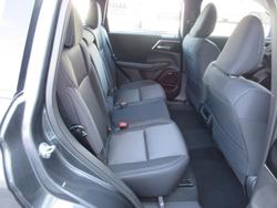 2025 Mitsubishi Outlander ES