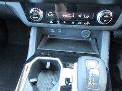 2025 Mitsubishi Outlander ES