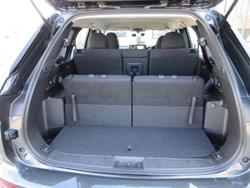 2025 Mitsubishi Outlander ES