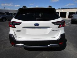 2025 Subaru Outback AWD