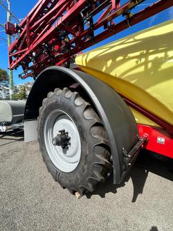2025 Hardi 8536 Commander