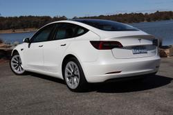 2022 Tesla Model 3 Long Range AWD