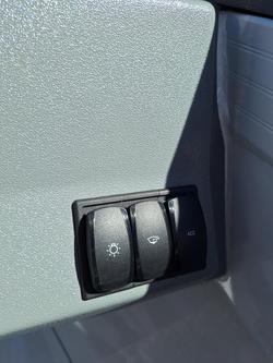 2025 QUINTREX 430 Fishabout Pro