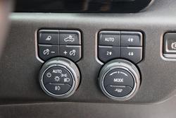 2022 Chevrolet Silverado 1500 LTZ Premium W/Tech Pack T1 MY23 4X4 Iridescent Pearl