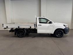 2019 Toyota Hilux Workmate TGN121R 4x2 Glacier White
