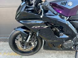 2022 Yamaha YZF-R7LA BLACK