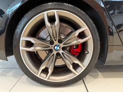2022 BMW
                5 Series M550i xDrive
