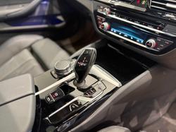 2022 BMW
                5 Series M550i xDrive