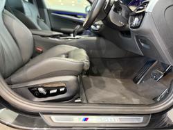 2022 BMW
                5 Series M550i xDrive