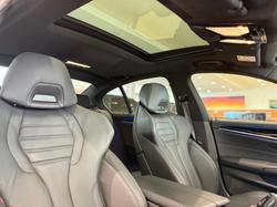 2022 BMW
                5 Series M550i xDrive