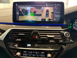 2022 BMW
                5 Series M550i xDrive