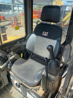 2015 Caterpillar 305.5E2cr