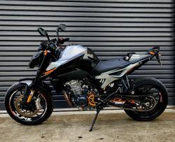 2018 KTM 790 Duke Duke Black