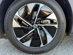 2025 Volkswagen ID.4 PRO