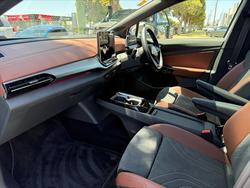 2025 Volkswagen ID.4 PRO