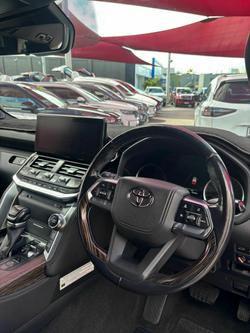 2021 Toyota Landcruiser Sahara