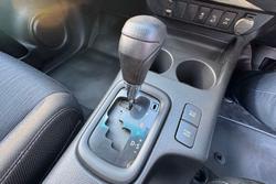 2019 Toyota Hilux SR