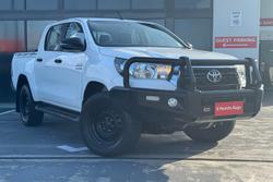 2019 Toyota Hilux SR