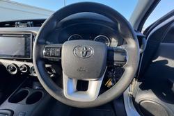 2019 Toyota Hilux SR